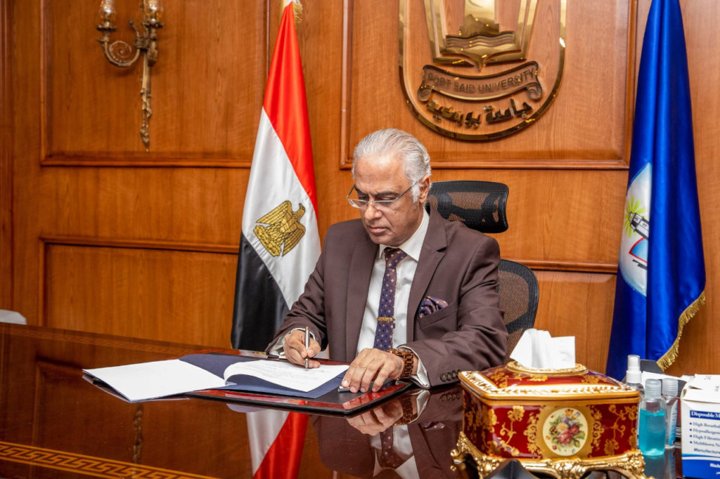 وزيرا التعليم العالي والبحث العلمي والاتصالات وتكنولوجيا المعلومات يشهدان توقيع بروتوكول تعاون لإنشاء مركز إبداع مصر الرقمية بجامعة بورسعيد