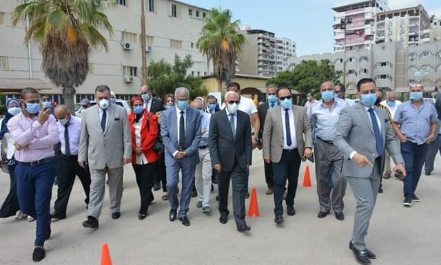 The Governor of Port Said and the President of Port Said University inaugurate the (Corona Analysis Unit at the headquarters of the Faculty of Specific Education)