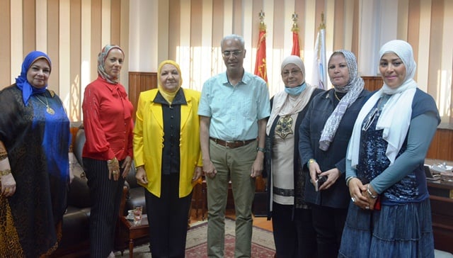 رئيس جامعة بورسعيد يستقبل الدكتورة رئيس مجلس إدارة جمعية نهوض وتنمية المرأة ببورسعيد