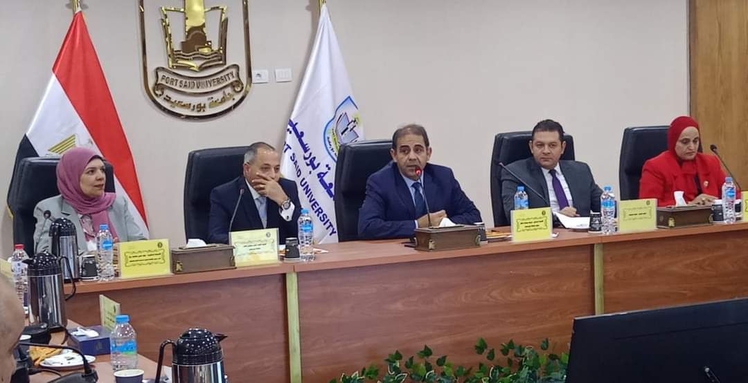 محافظ بورسعيد ورئيس الجامعة: سنحصد ثمار التعاون المشترك بين الجامعة والمحافظة على كافة الآصعدة من اجل المجتمع البورسعيدى
